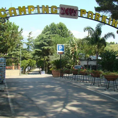 Camping Zeus Pompeï